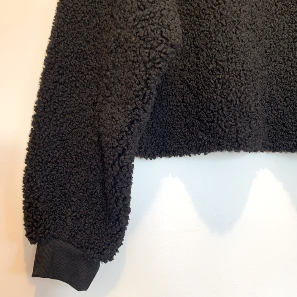 Wild Fable Cozy Black Sherpa Sweater - Picture 4 of 7
